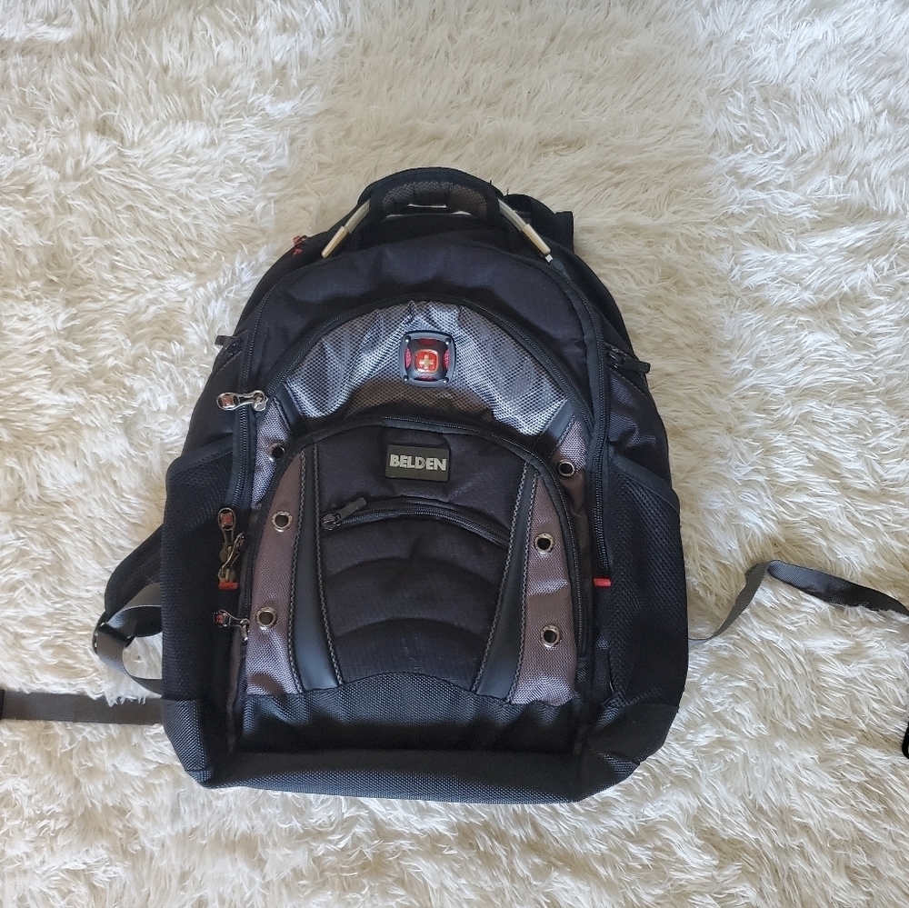 Swiss Gear Wenger Synergy Backpack Laptop Business Black & Gray 16"